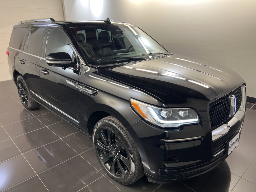 Certified 2023 Lincoln Navigator Reserve image 1