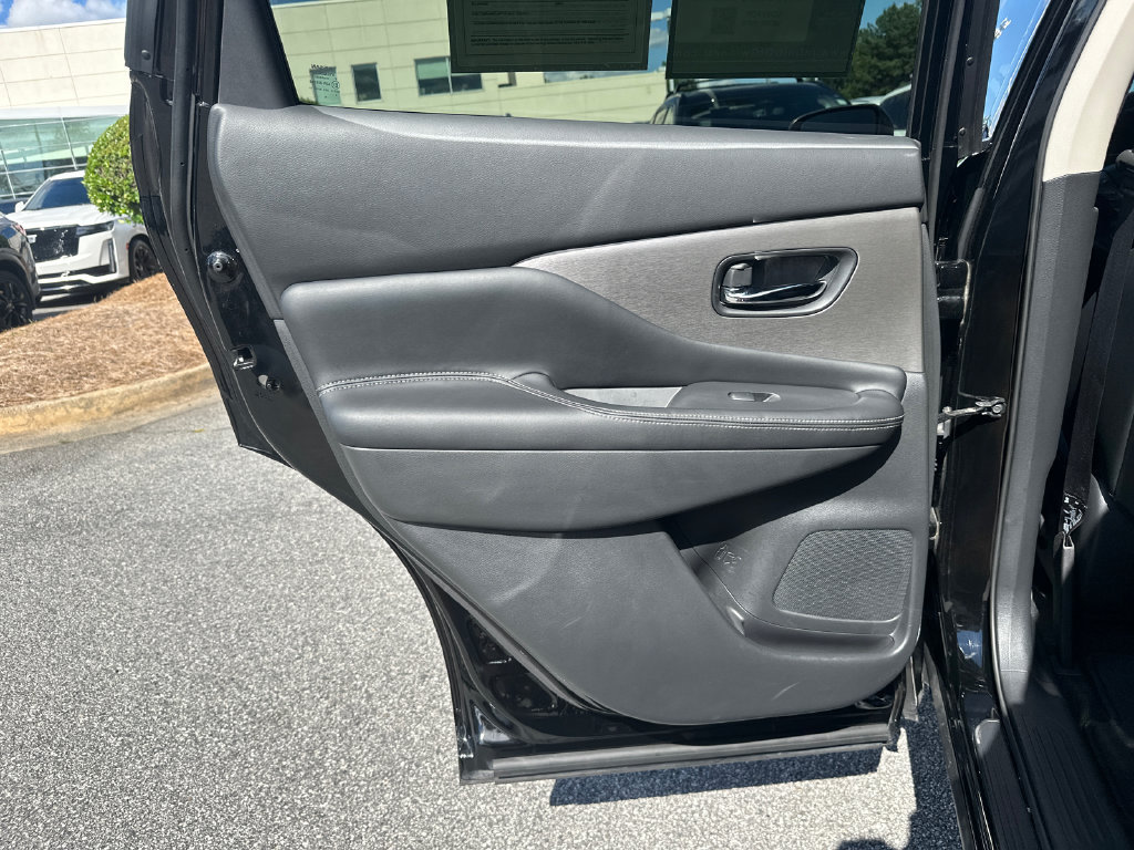 Used 2024 Nissan Murano SV FWD image 17
