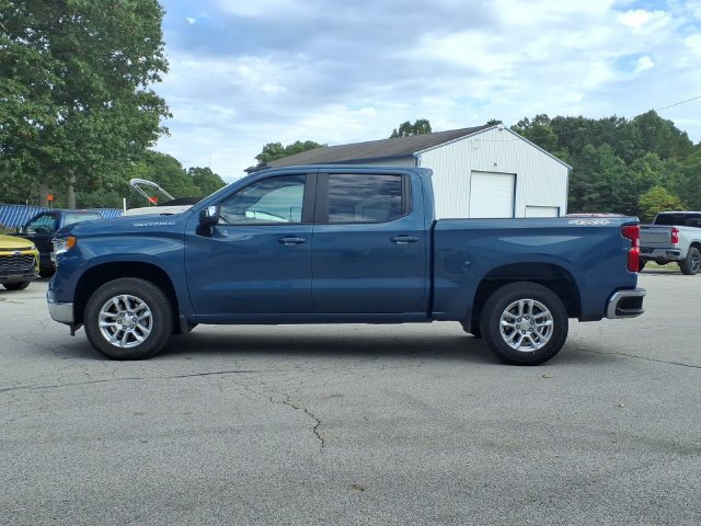 Used 2024 Chevrolet Silverado 1500 LT AWD/4WD image 4