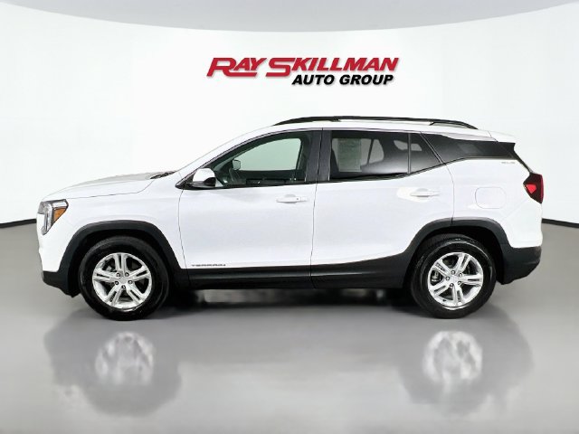 Used 2023 GMC Terrain SLE FWD image 4