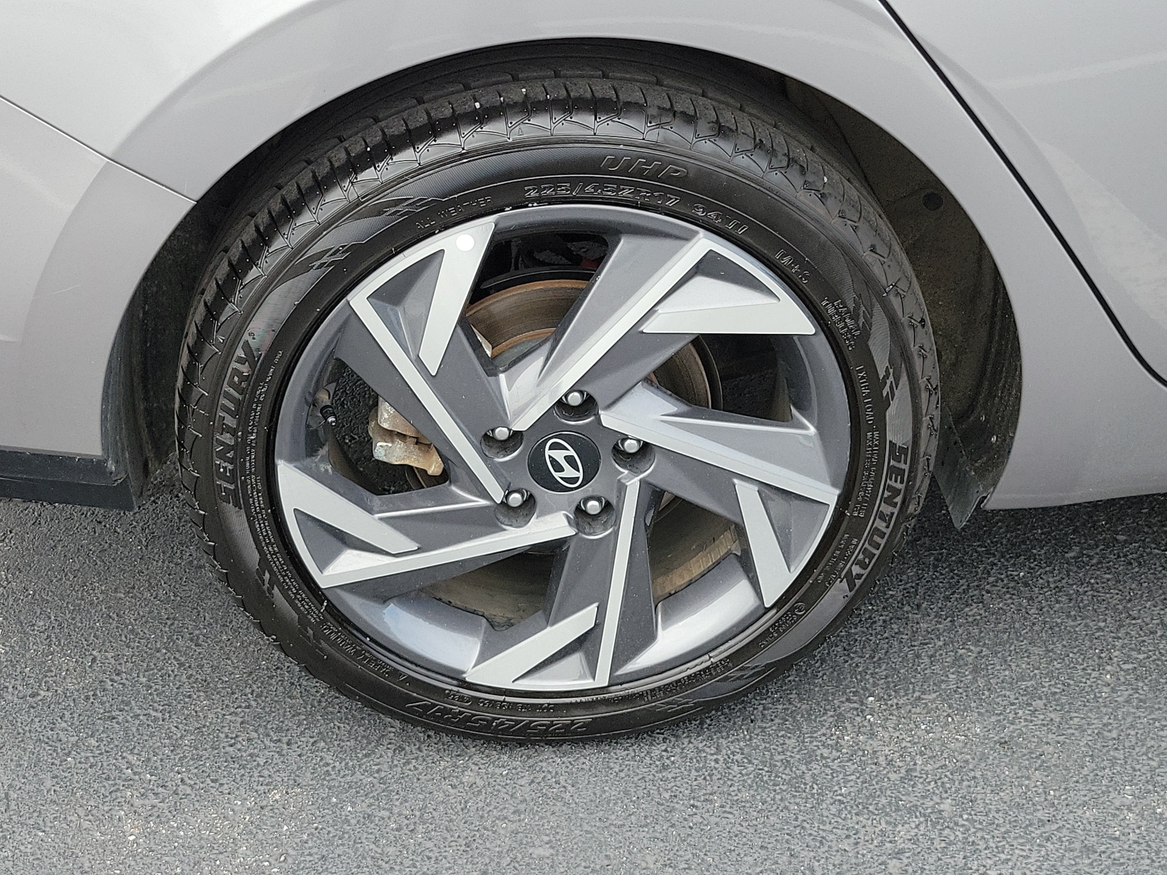 Used 2025 Hyundai Elantra SEL FWD image 6