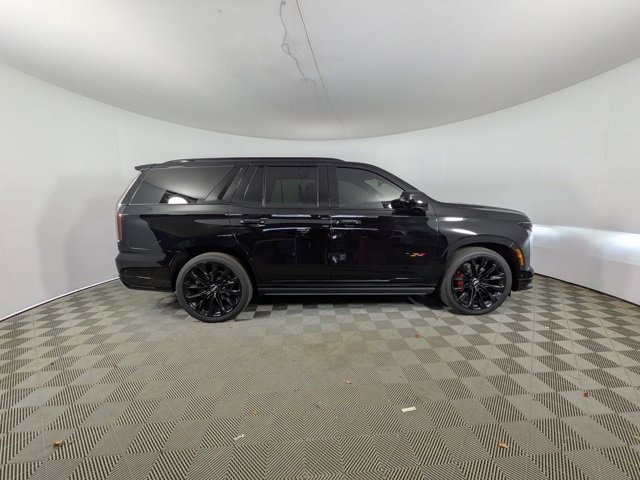 Used 2025 Cadillac Escalade V w/ LPO, ONYX Package image 2