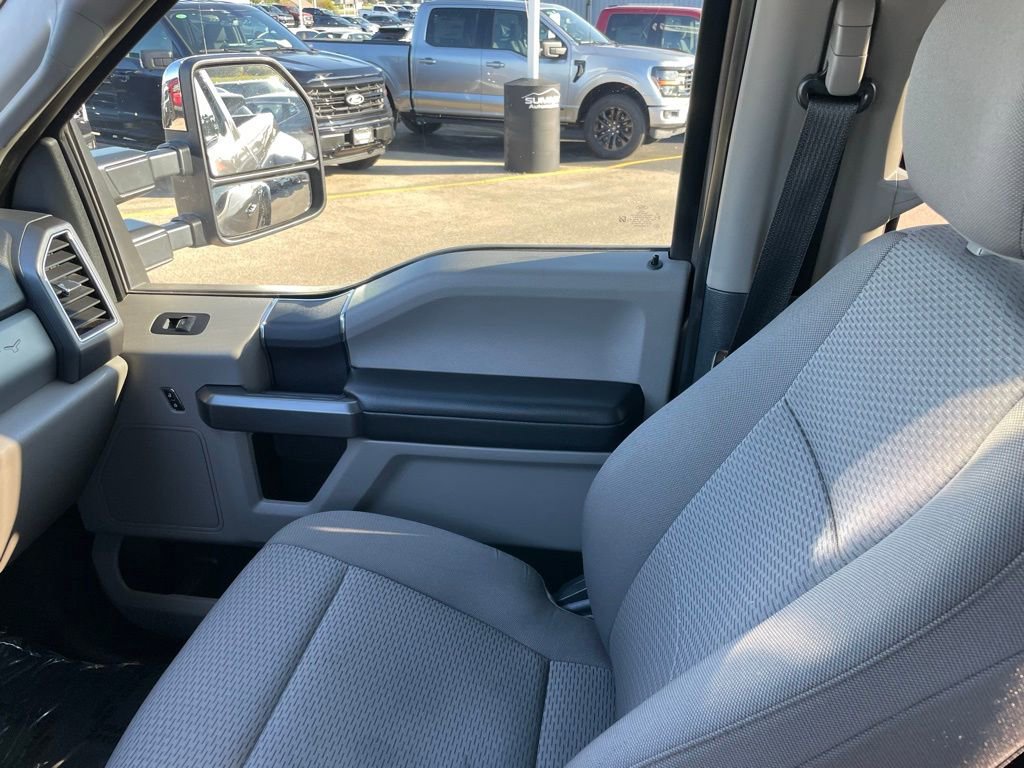Used 2022 Ford F350 XLT w/ FX4 Off-Road Package AWD/4WD image 19
