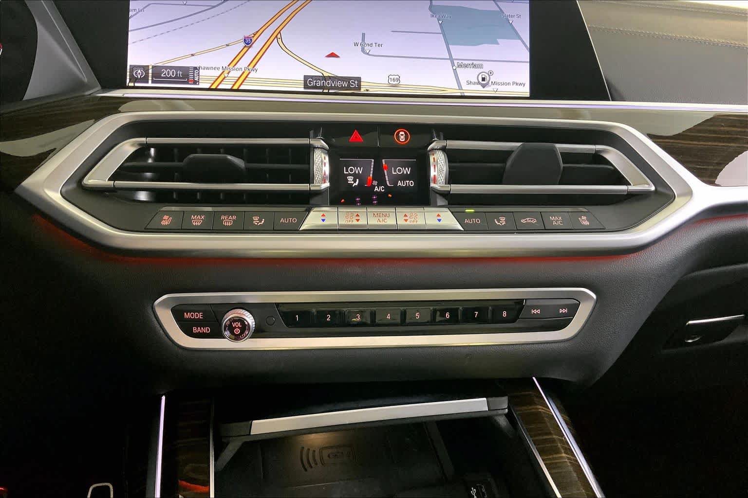 Used 2020 BMW X7 M50i w/ Executive Package AWD/4WD image 35
