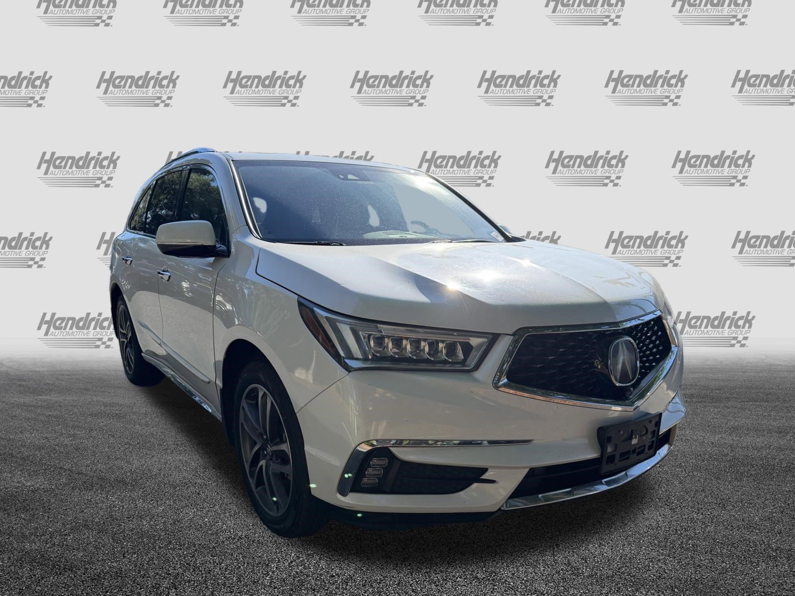 Used 2018 Acura MDX SH-AWD w/ Advance Package image 2