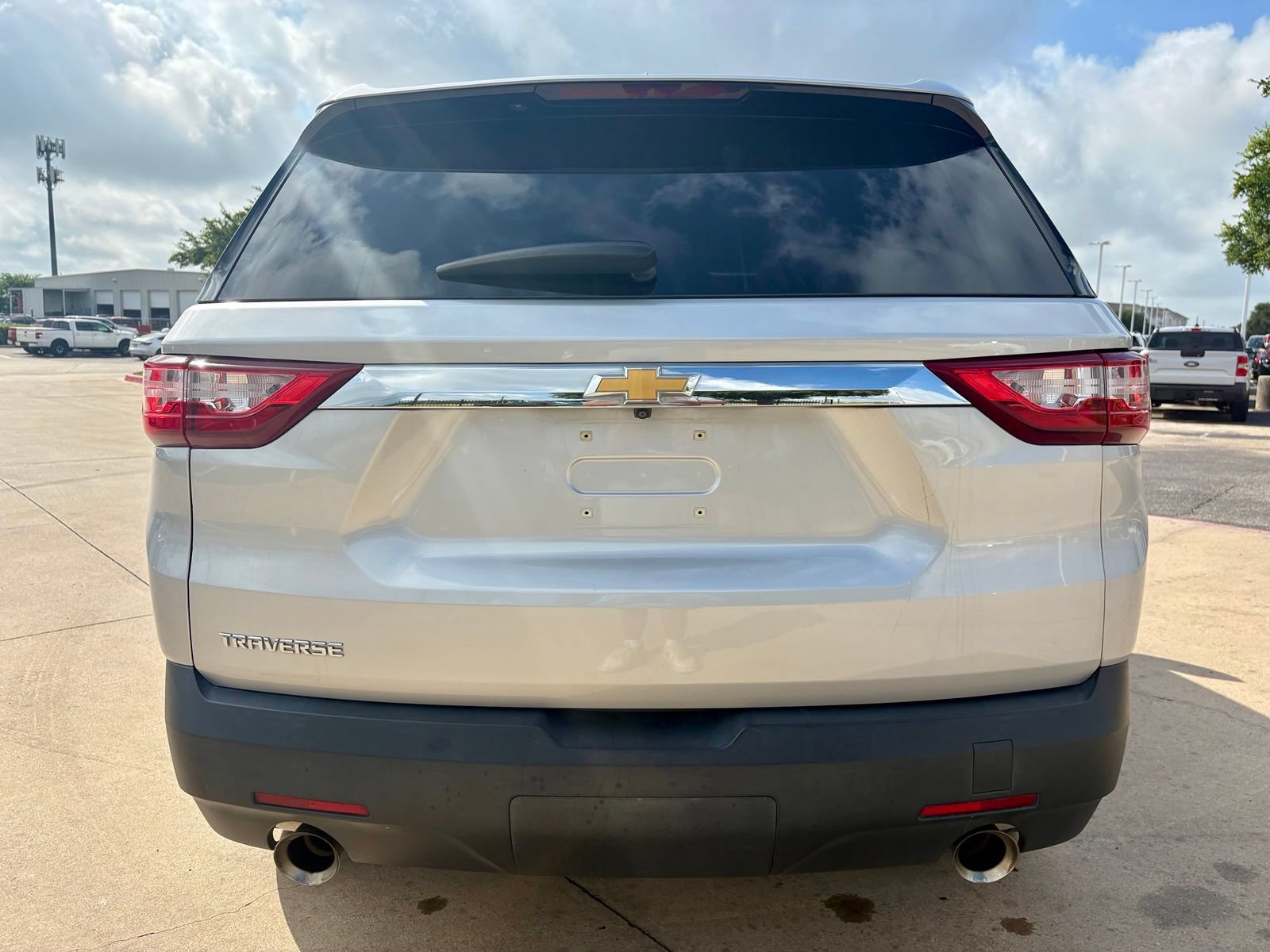 Used 2019 Chevrolet Traverse LS FWD image 6