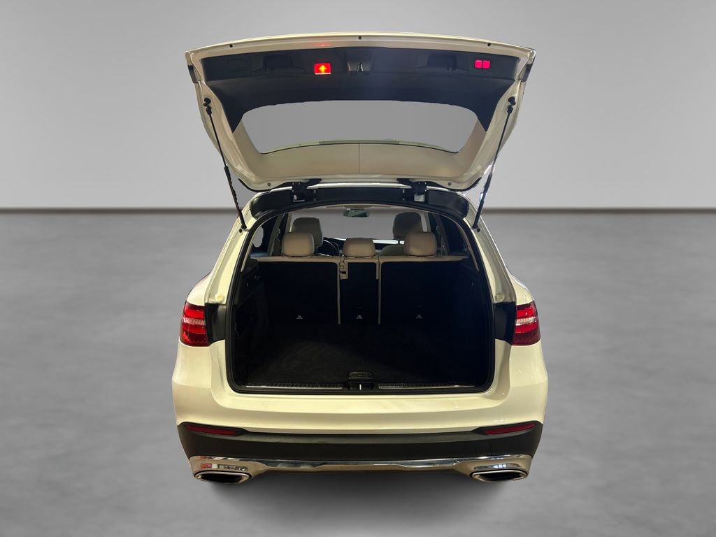 Used 2019 Mercedes-Benz GLC 300 4MATIC image 11