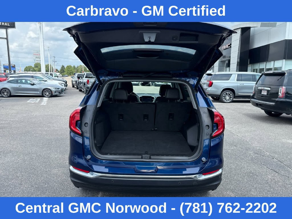 Certified 2022 GMC Terrain SLT AWD/4WD image 10
