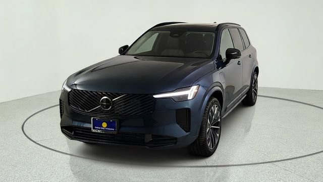 New 2026 Volvo XC90 T8 Ultra w/ Lounge Package AWD/4WD image 2