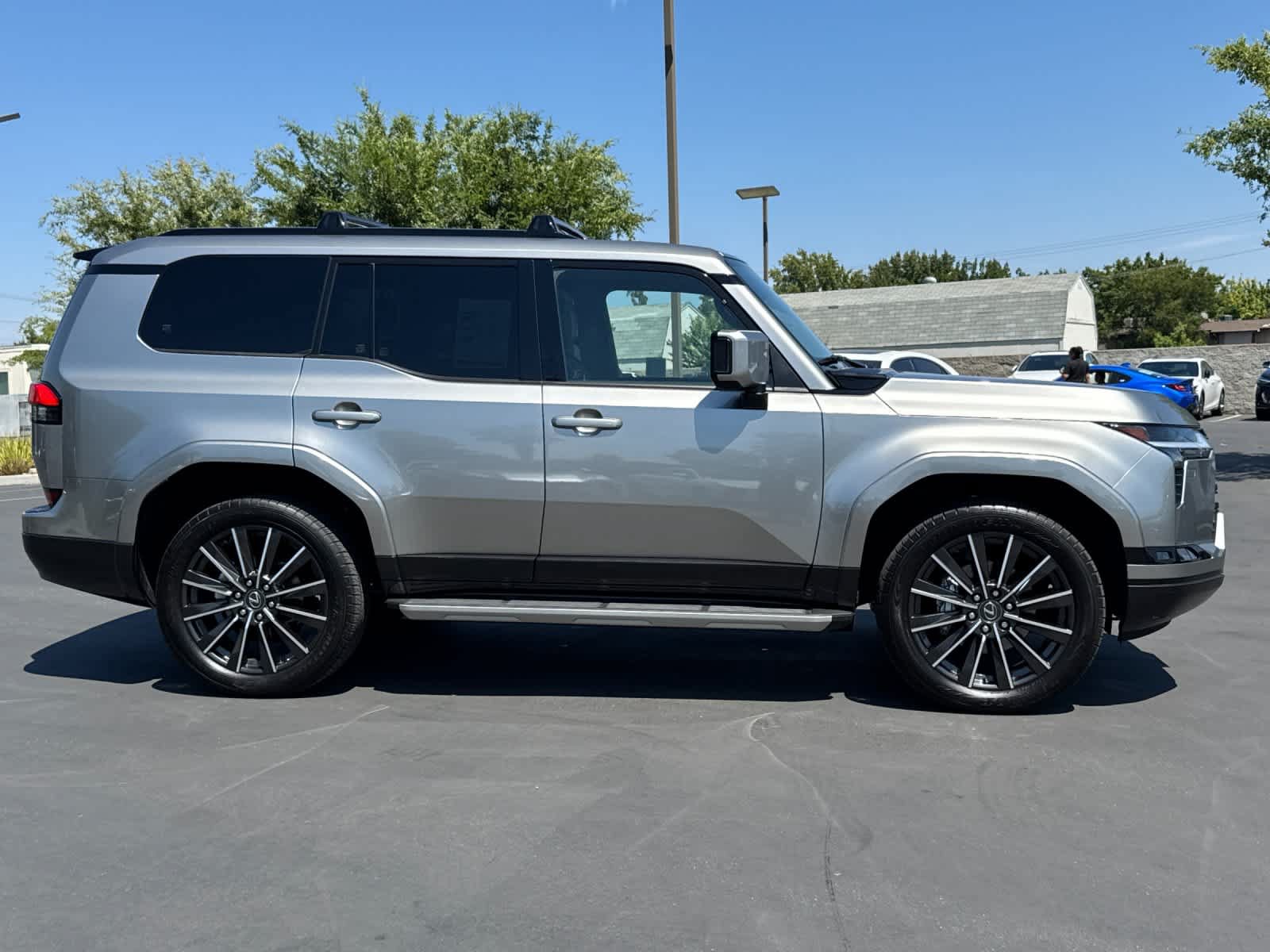 Certified 2024 Lexus GX 550 w/ Accessory Package (Z1) AWD/4WD image 6