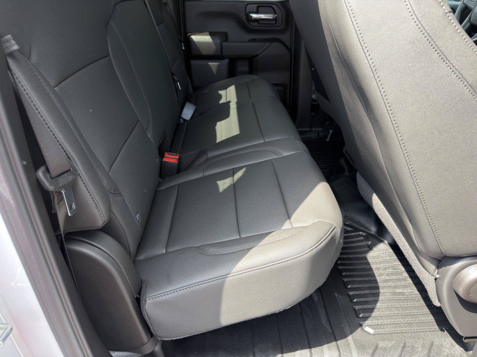 New 2026 GMC Sierra 2500 Pro w/ Convenience Package RWD image 12