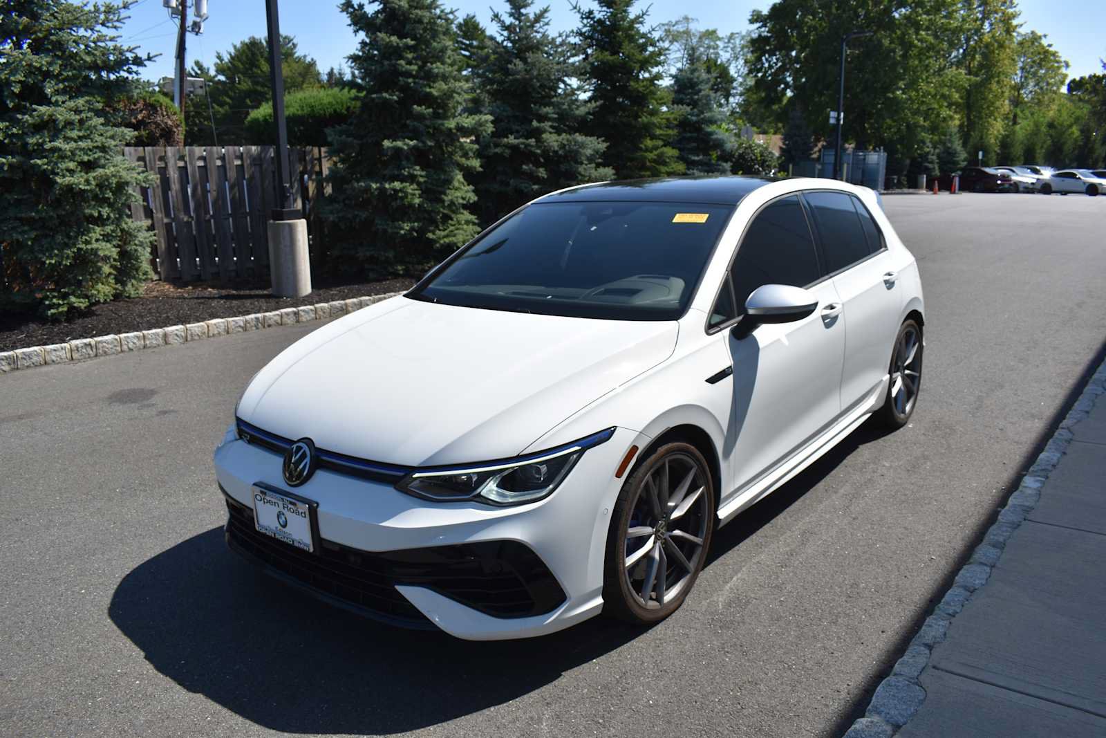 Used 2024 Volkswagen Golf R AWD/4WD image 3