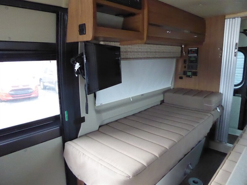 Used 2017 RAM ProMaster 3500 w/ Premium Appearance Group FWD image 26