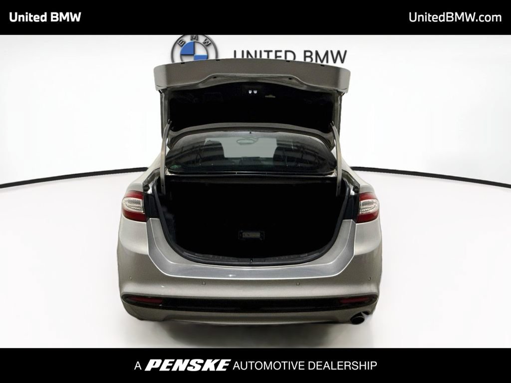 Used 2016 Ford Fusion Energi Titanium w/ Driver Assist Package FWD image 14