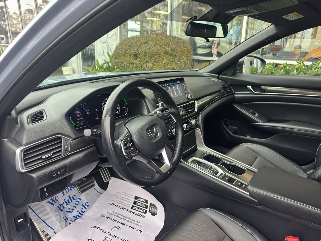Used 2022 Honda Accord Sport image 3