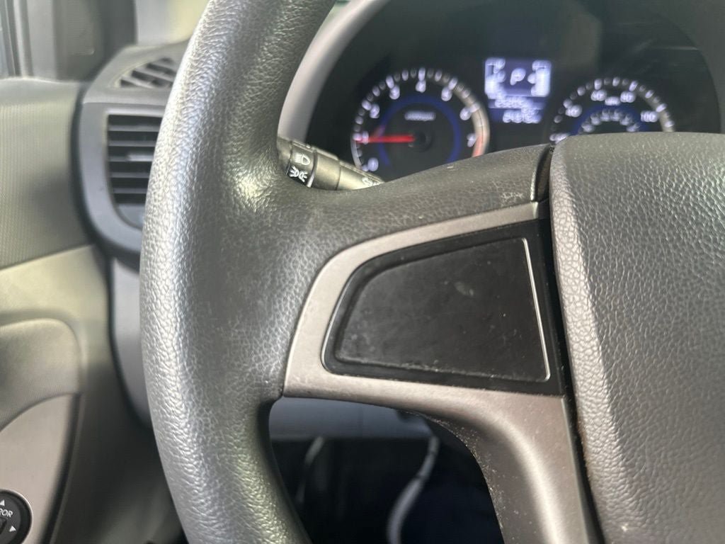 Used 2015 Hyundai Accent GS FWD image 16