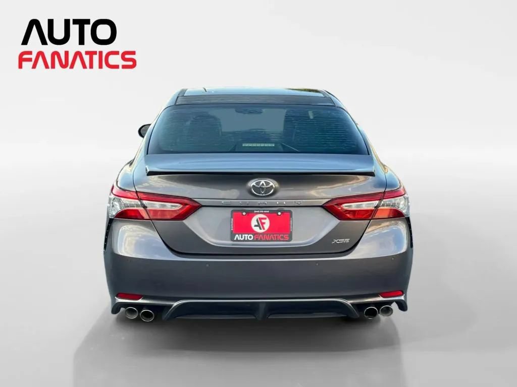 Used 2018 Toyota Camry XSE FWD image 4