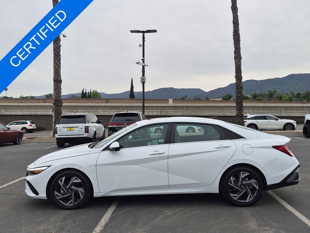 Used 2024 Hyundai Elantra Limited image 4