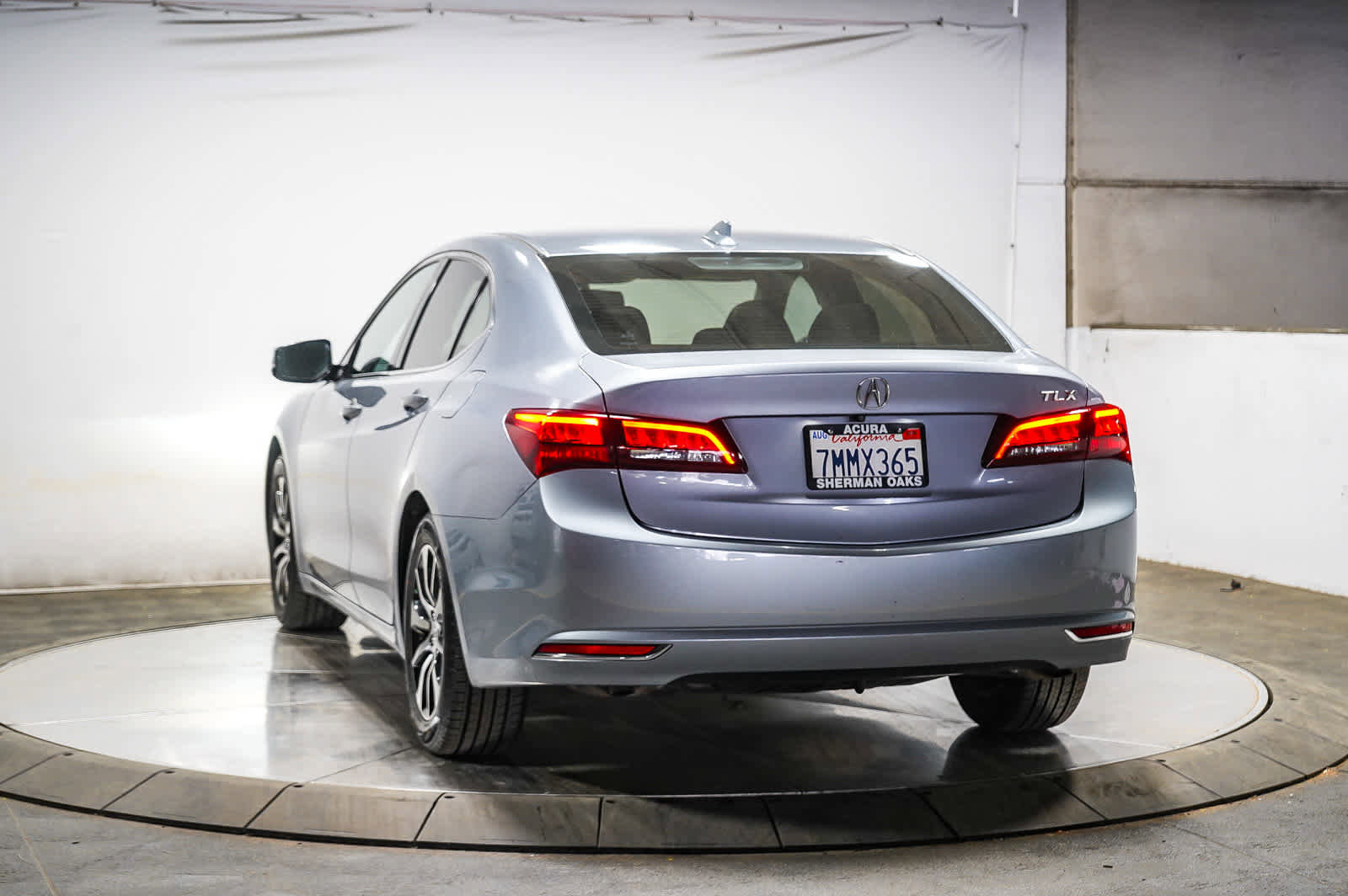 Used 2015 Acura TLX image 11