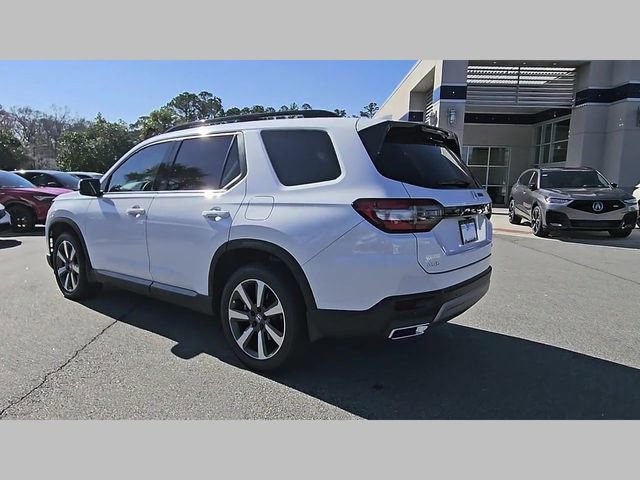 Used 2025 Honda Pilot Touring image 20