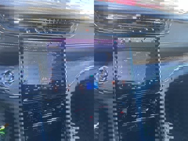 Used 2024 Jeep Grand Cherokee Limited image 19