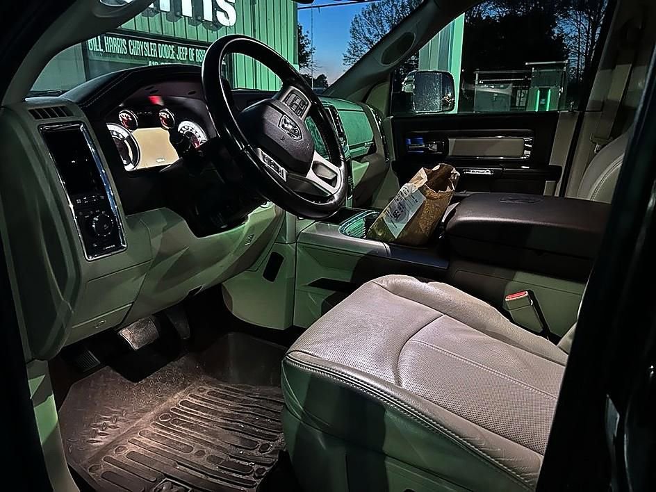 Used 2018 RAM 2500 Laramie w/ Off Road Package AWD/4WD image 10