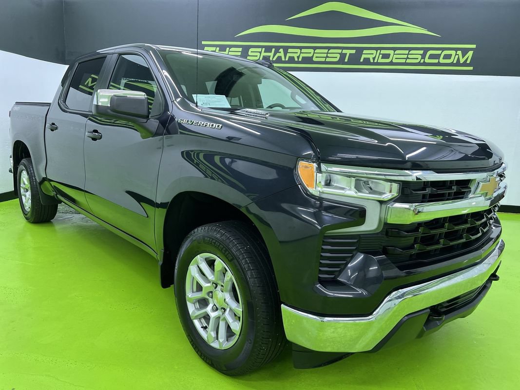 Used 2024 Chevrolet Silverado 1500 LT AWD/4WD image 2
