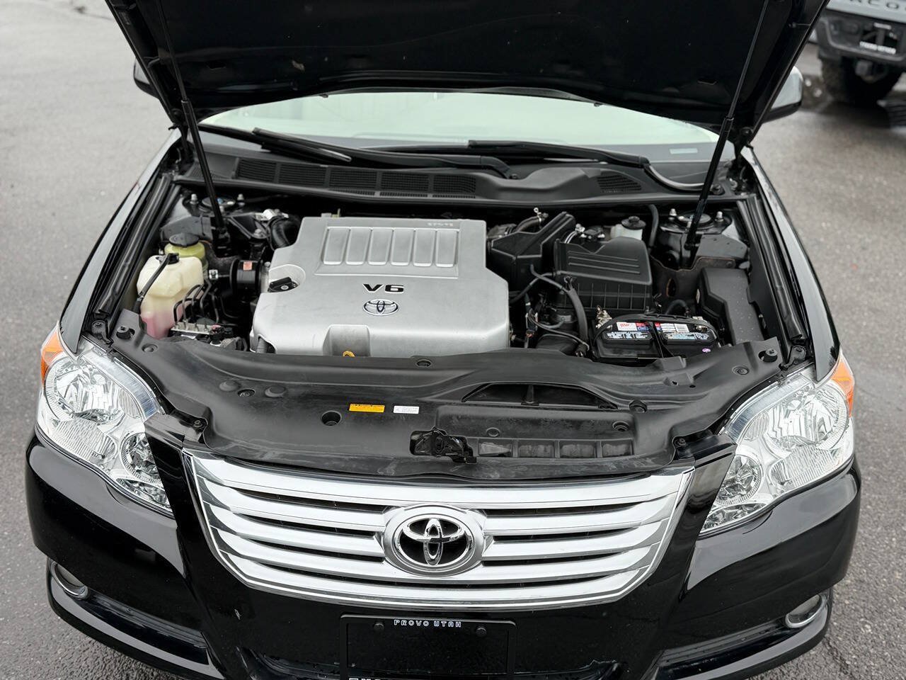 Used 2008 Toyota Avalon XLS FWD image 2