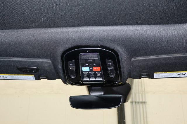 Used 2023 Jeep Grand Cherokee Overland AWD/4WD image 30