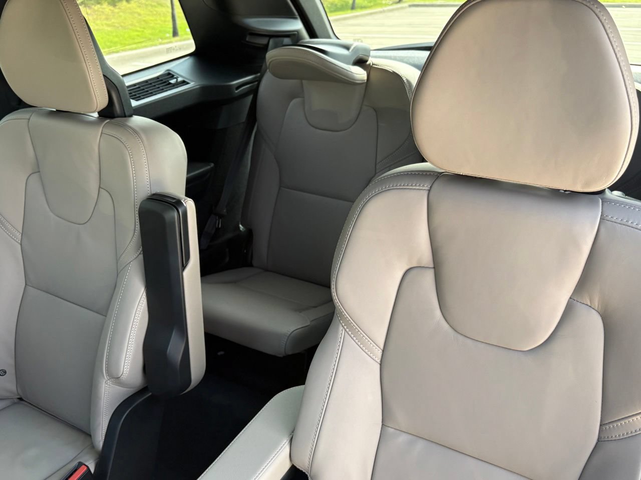 New 2026 Volvo XC90 B6 Ultra w/ Lounge Package AWD/4WD image 24