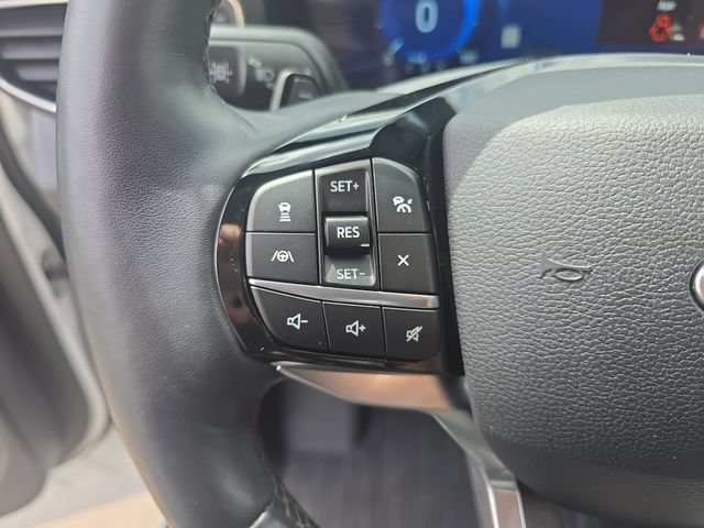 Certified 2021 Ford Explorer Platinum w/ Equipment Group 601A AWD/4WD image 18