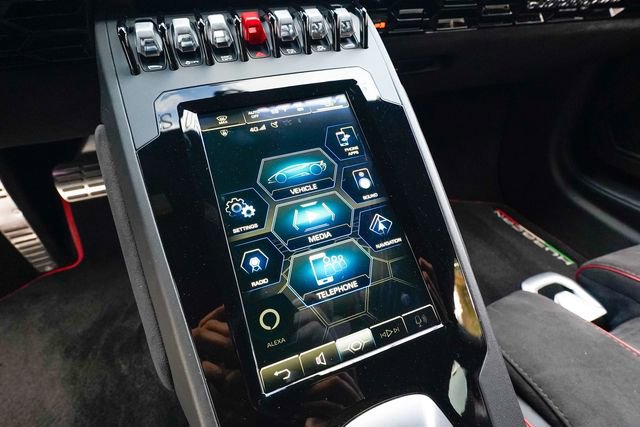 Used 2022 Lamborghini Huracan EVO image 70