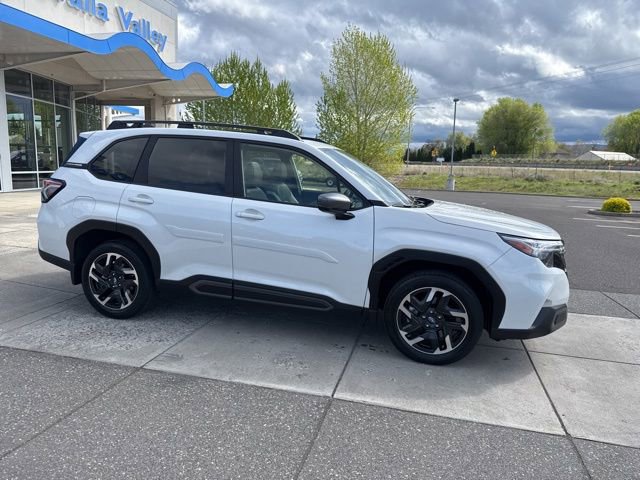 Used 2025 Subaru Forester Limited w/ Popular Package #1 image 2