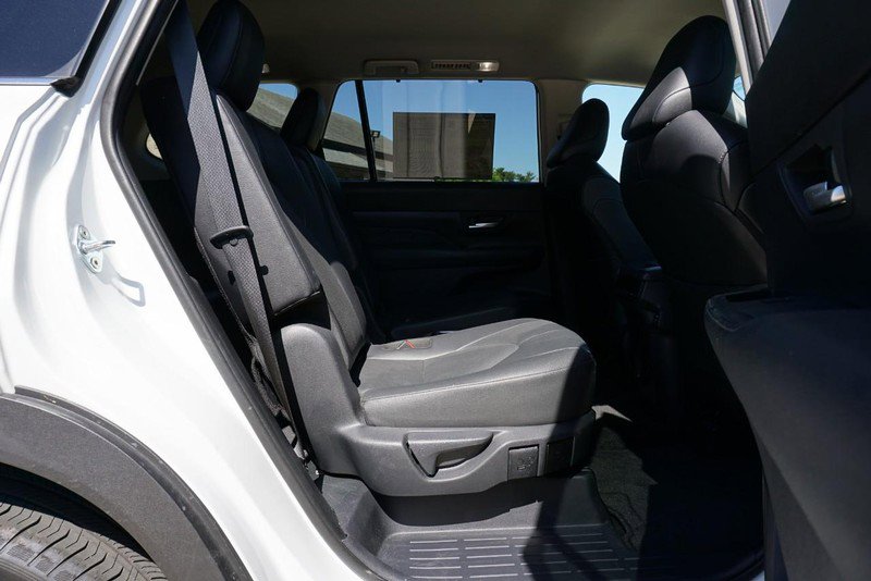 Used 2025 Toyota Grand Highlander FWD image 28
