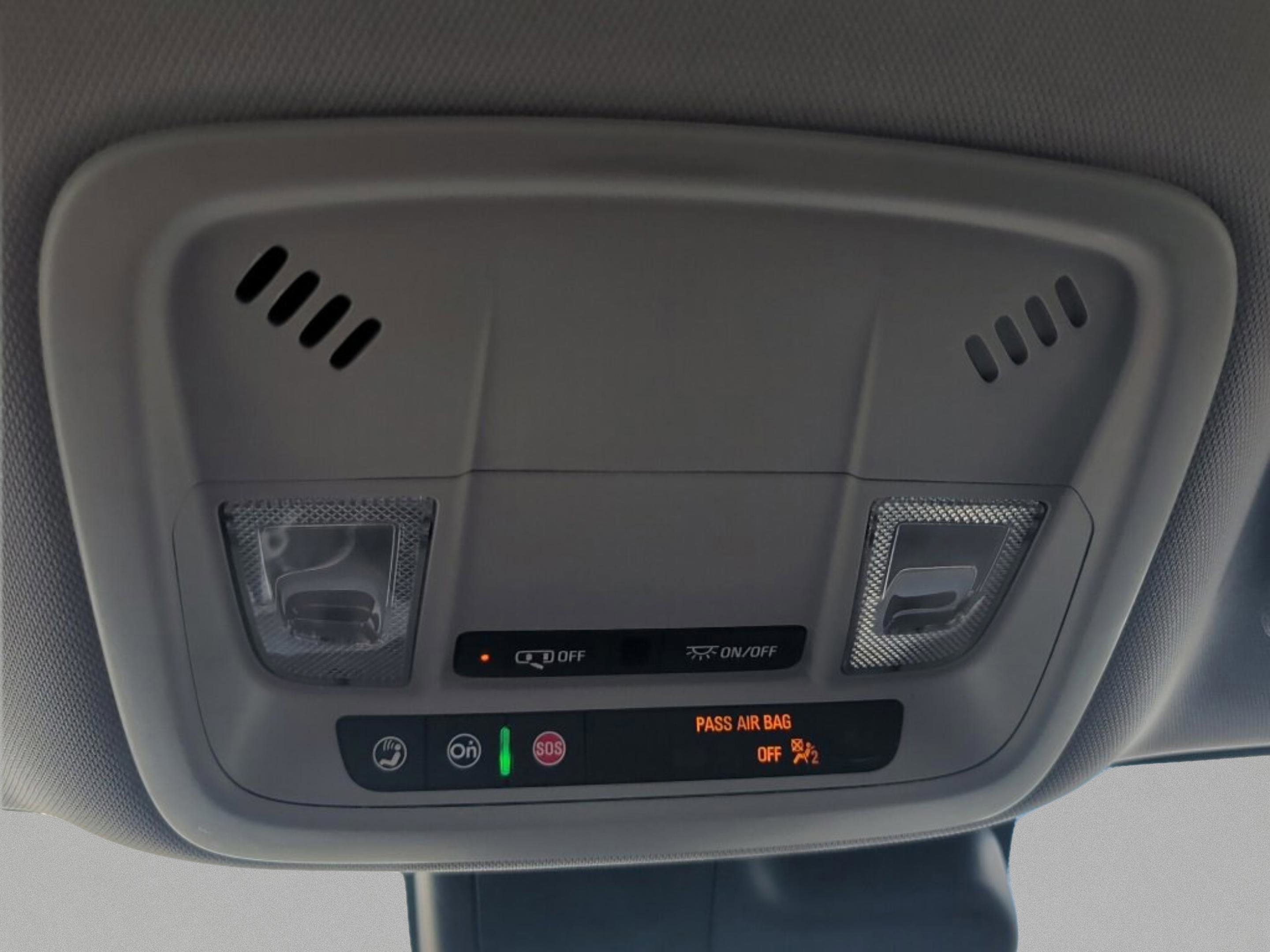 Used 2025 Chevrolet Malibu LT image 11