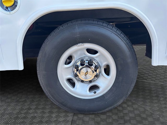 Used 2021 Chevrolet Express 3500 w/ Power Convenience Package image 14