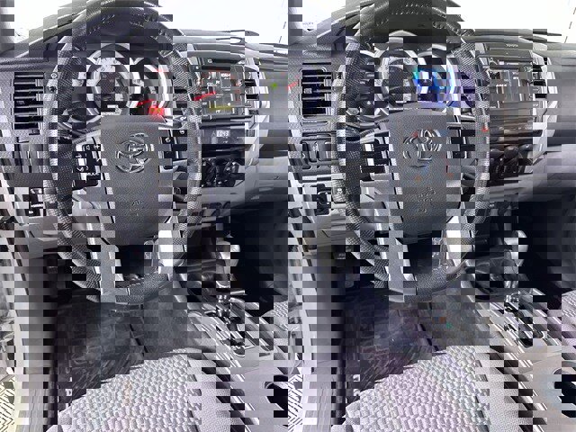 Used 2013 Toyota Tacoma PreRunner w/ SR5 Pkg image 21