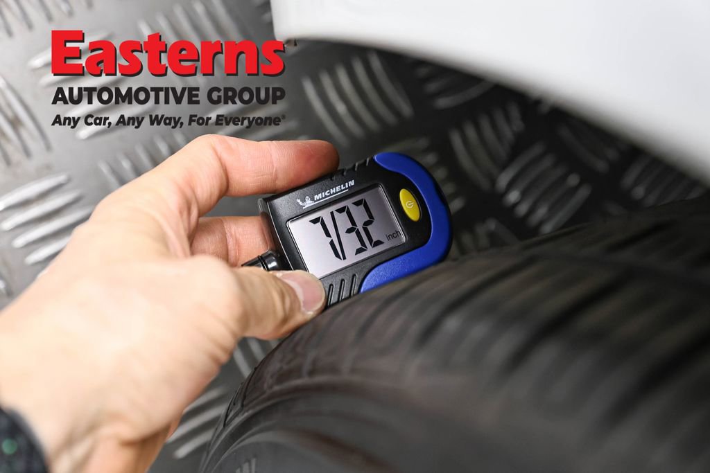 Used 2023 Tesla Model 3 Standard Range image 21