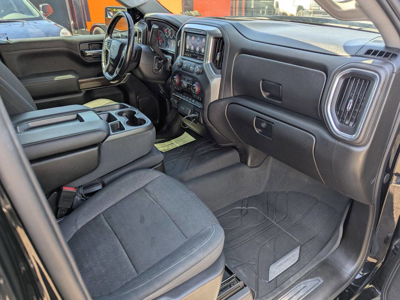 Used 2020 Chevrolet Silverado 1500 RST w/ All-Star Edition image 10