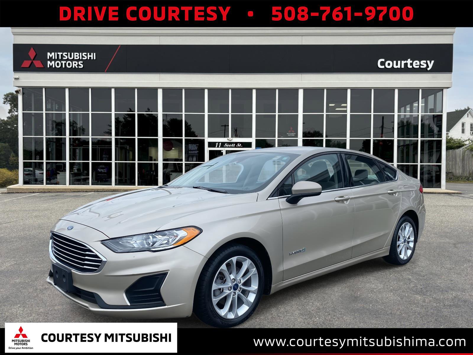 Used 2019 Ford Fusion SE video 1