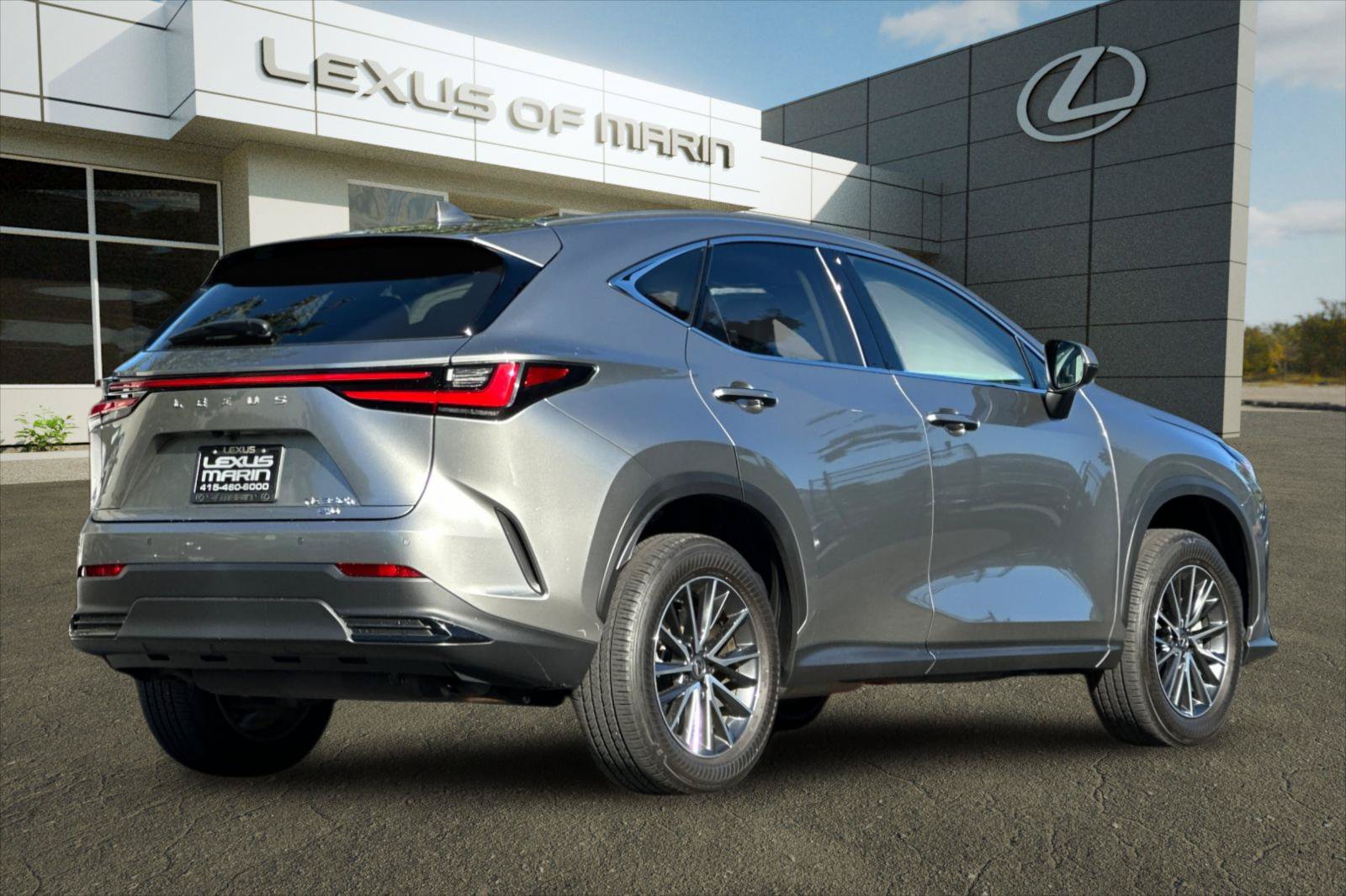 Used 2024 Lexus NX 350h AWD image 8