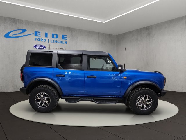 Certified 2024 Ford Bronco Badlands AWD/4WD image 7