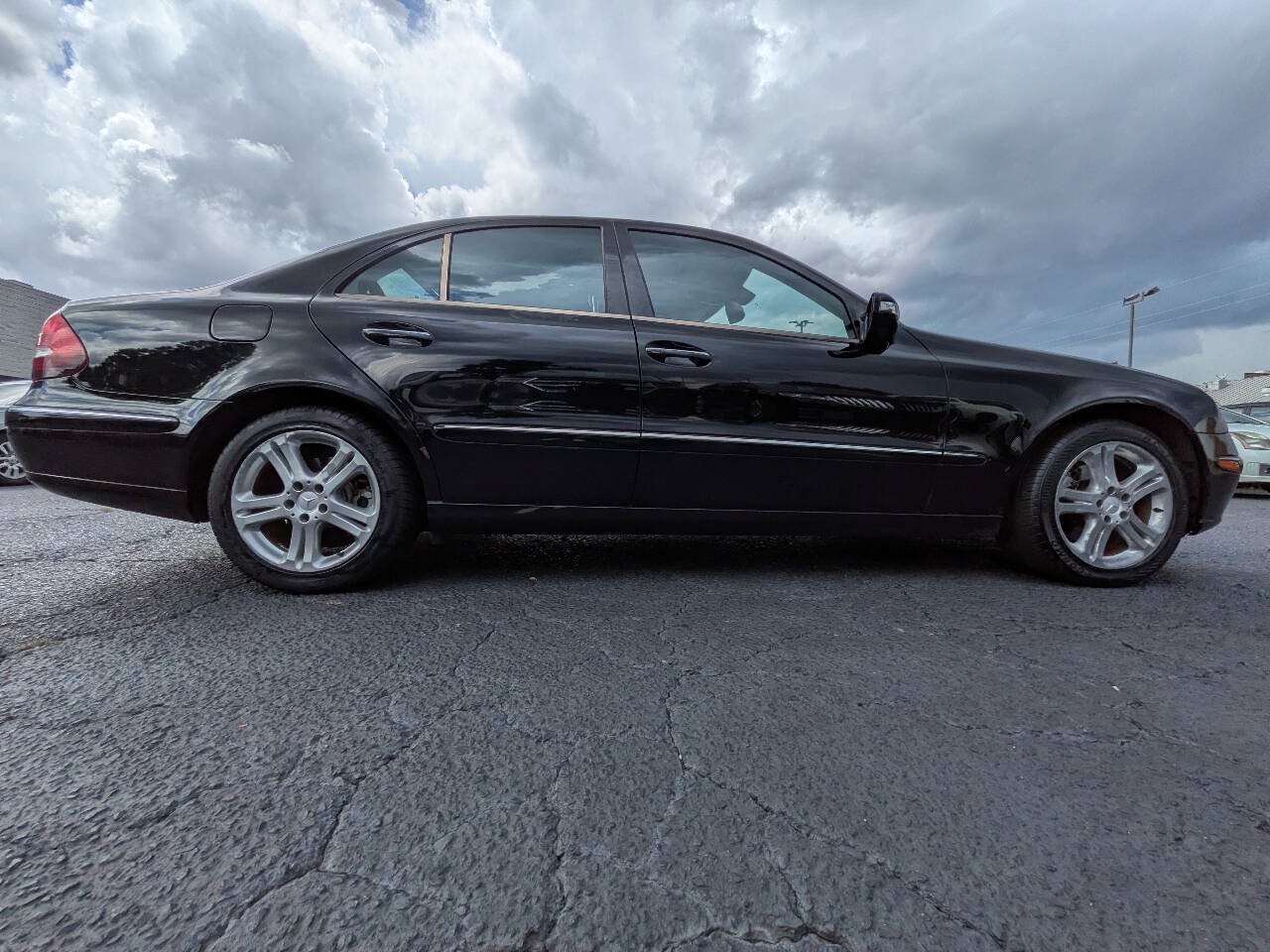 Used 2006 Mercedes-Benz E 350 4MATIC Sedan image 14