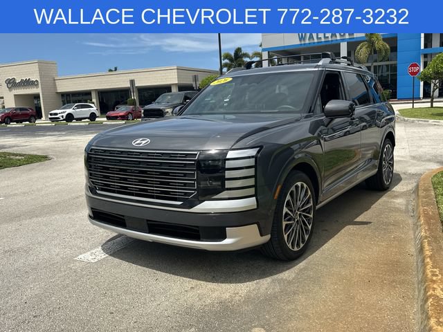 Used 2026 Hyundai Palisade Calligraphy FWD image 2