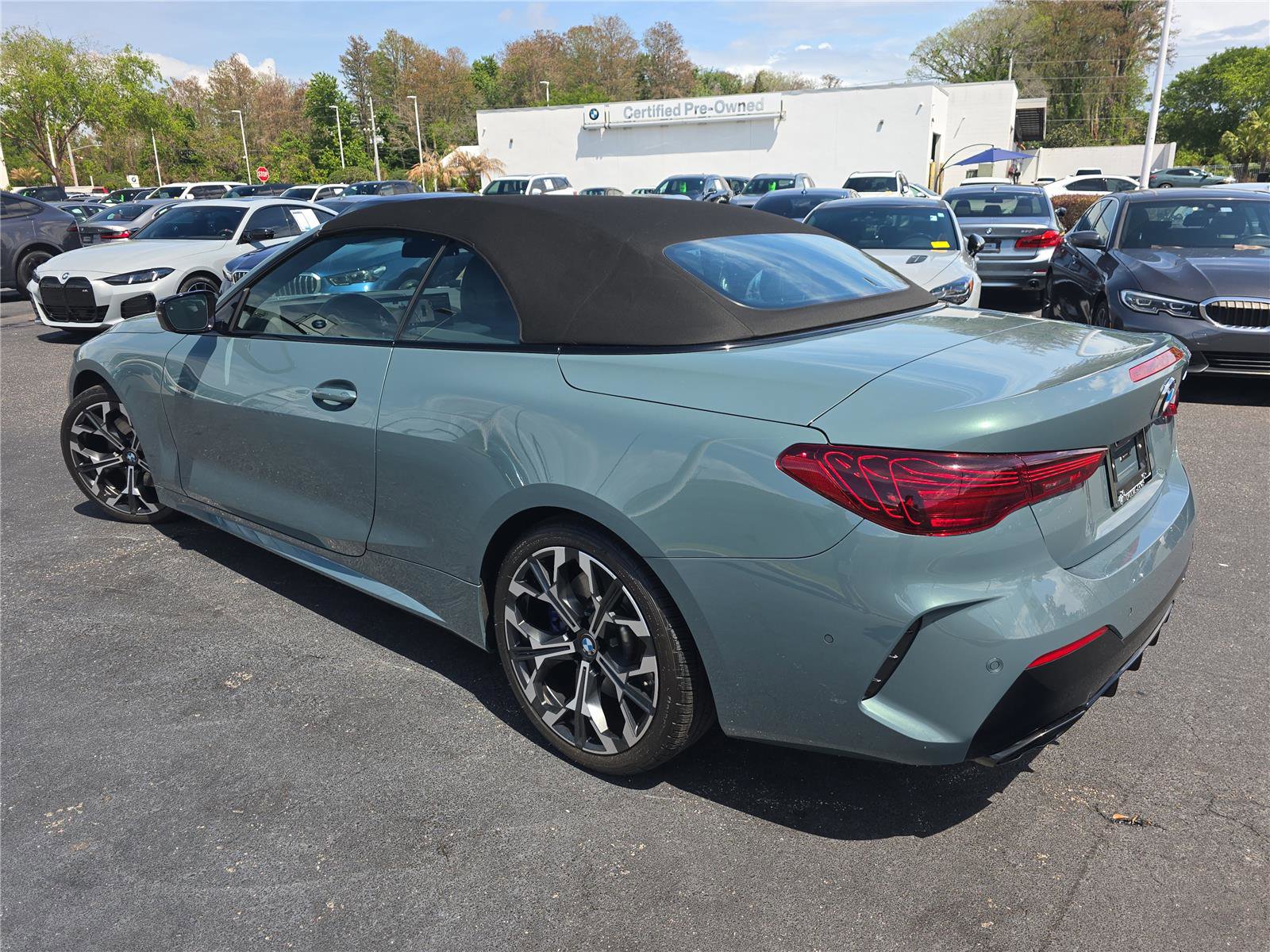 Used 2025 BMW M440i Convertible image 27