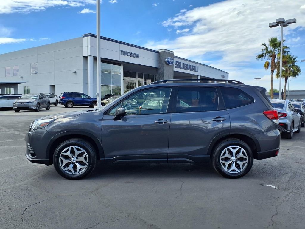Used 2023 Subaru Forester Premium image 13