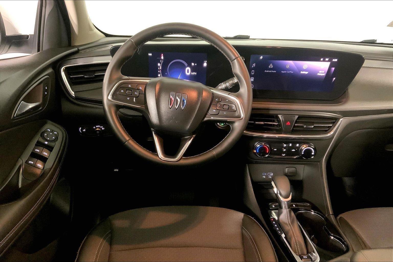 Used 2025 Buick Encore GX Preferred AWD/4WD image 5