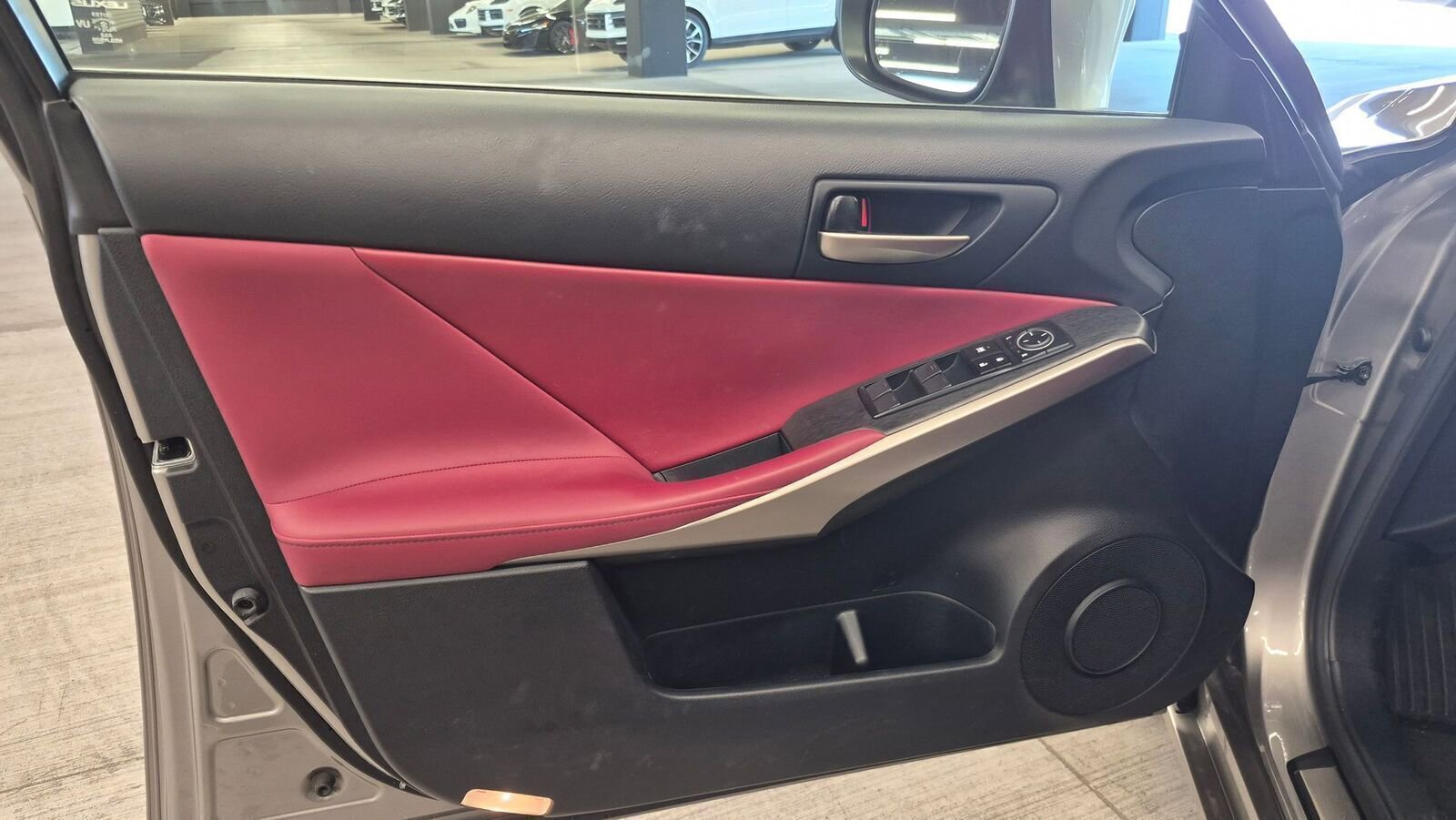 Used 2019 Lexus IS 300 F Sport w/ F Sport Package RWD image 10