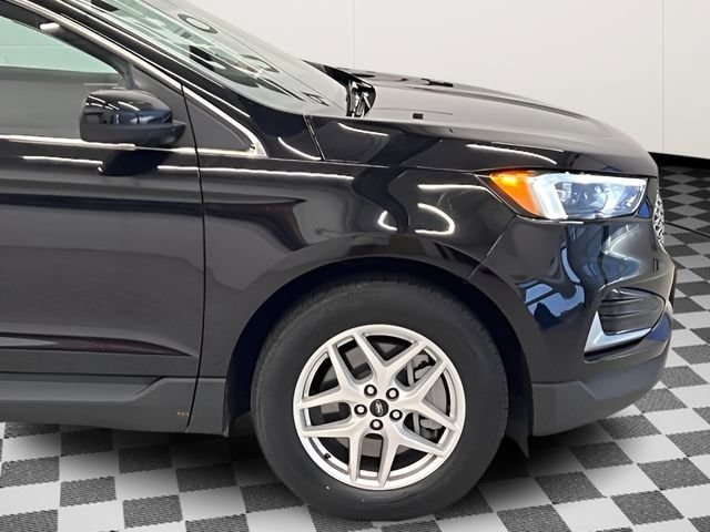 Used 2024 Ford Edge SEL AWD/4WD image 7