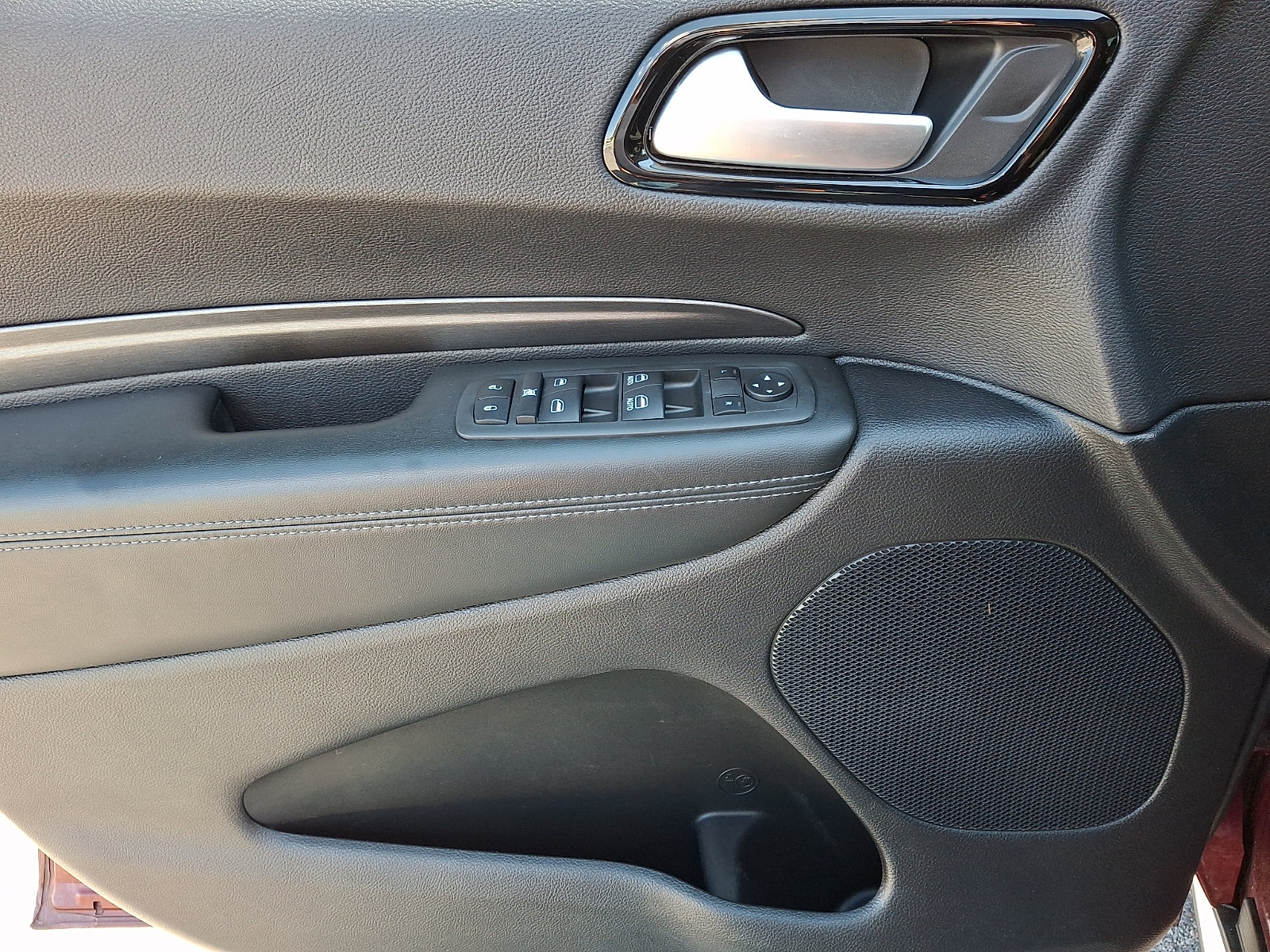 Used 2022 Dodge Durango SXT AWD/4WD image 13